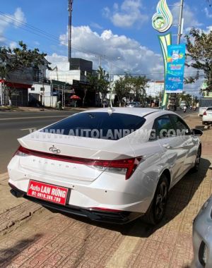 Xe Hyundai Elantra 1.6 AT Đặc biệt 2023