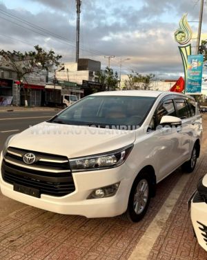 Xe Toyota Innova 2.0E 2017