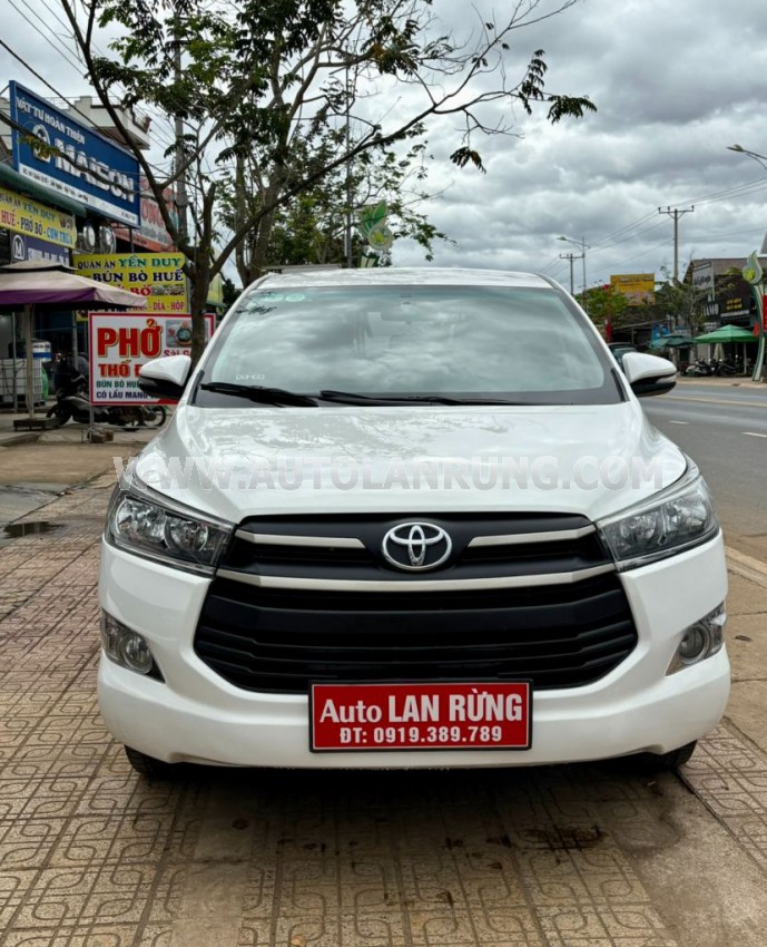 Toyota Innova 2.0E