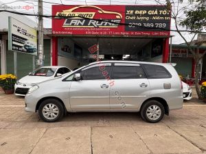 Xe Toyota Innova V 2009