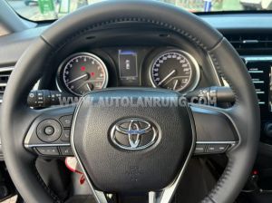 Xe Toyota Camry 2.0G 2020