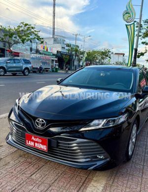 Xe Toyota Camry 2.0G 2020