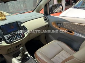 Xe Toyota Innova G 2011