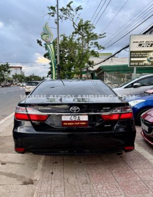 Xe Toyota Camry 2.0E 2015