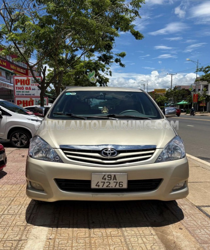 Toyota Innova G