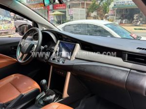 Xe Toyota Innova 2.0E 2019