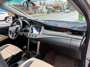 Xe Toyota Innova 2.0E 2018