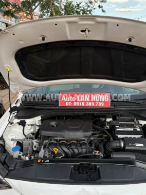 Xe Hyundai Elantra 1.6 MT 2018