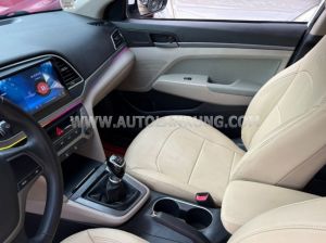 Xe Hyundai Elantra 1.6 MT 2018