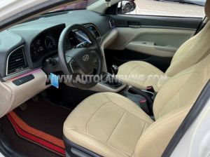 Xe Hyundai Elantra 1.6 MT 2018