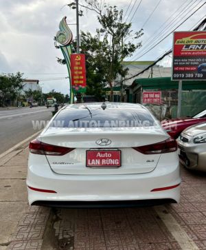 Xe Hyundai Elantra 1.6 MT 2018