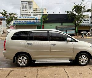 Xe Toyota Innova G 2006