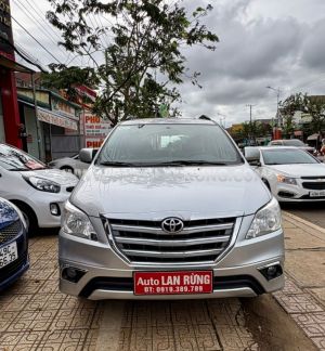 Xe Toyota Innova 2.0E 2014