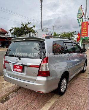 Xe Toyota Innova 2.0E 2014