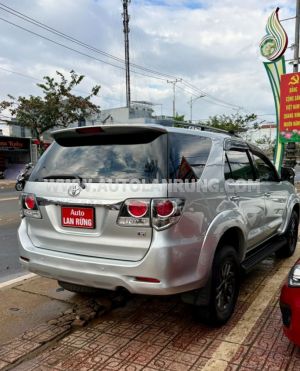 Xe Toyota Fortuner 2.5G 2016