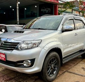 Xe Toyota Fortuner 2.5G 2016