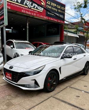 Xe Hyundai Elantra 1.6 AT Đặc biệt 2023