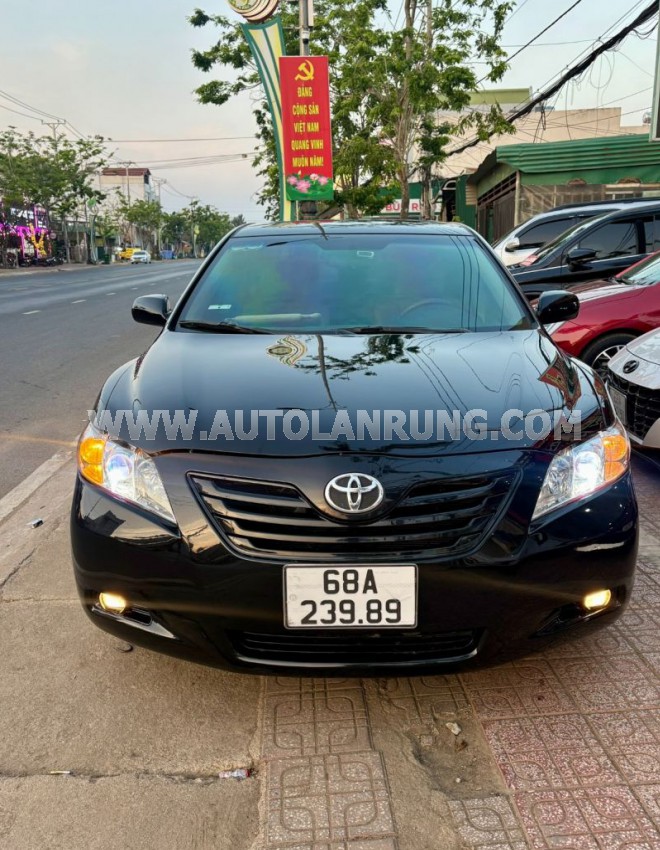 Toyota Camry LE 2.4