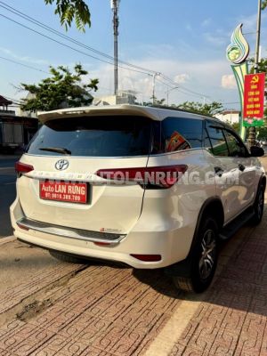 Xe Toyota Fortuner 2.4G 4x2 MT 2018