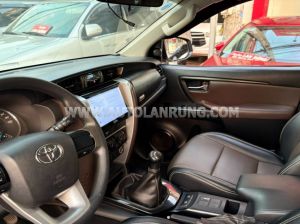 Xe Toyota Fortuner 2.4G 4x2 MT 2018