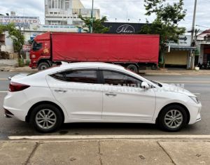 Xe Hyundai Elantra 1.6 MT 2019