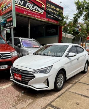 Xe Hyundai Elantra 1.6 MT 2019