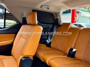 Xe Toyota Fortuner 2.4G 4x2 MT 2020