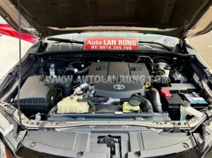Xe Toyota Fortuner 2.4G 4x2 MT 2020
