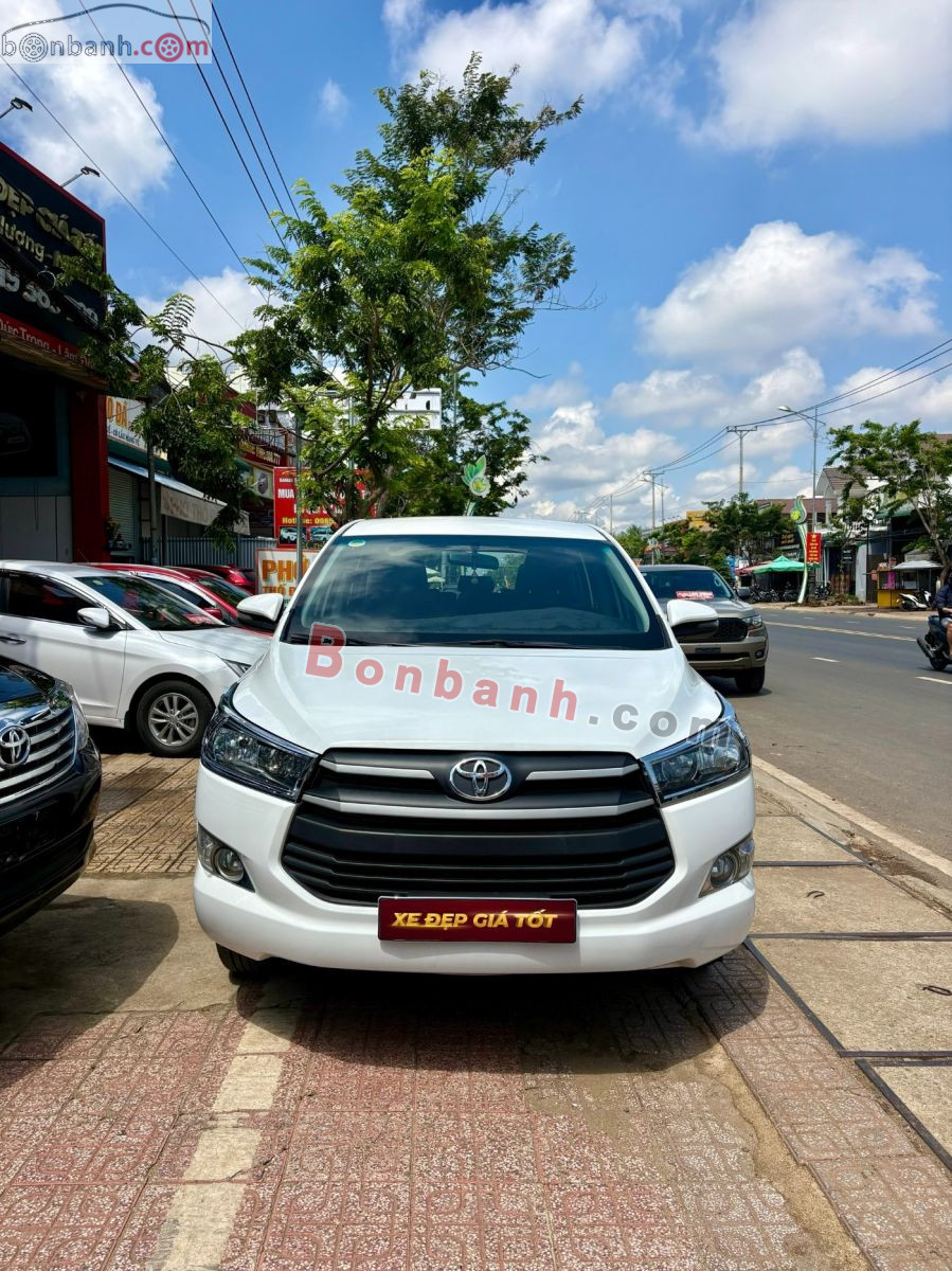 Toyota Innova 2.0E