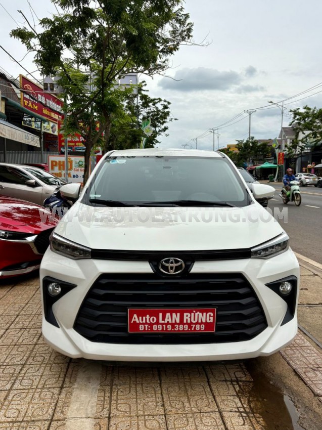 Toyota Avanza Premio 1.5 AT