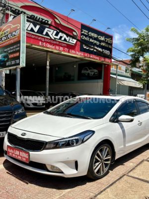 Xe Kia Cerato 1.6 AT 2017