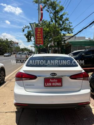 Xe Kia Cerato 1.6 AT 2017