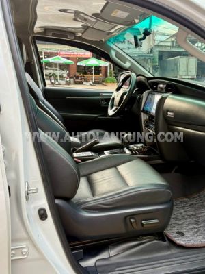 Xe Toyota Fortuner 2.4L 4x2 AT 2024
