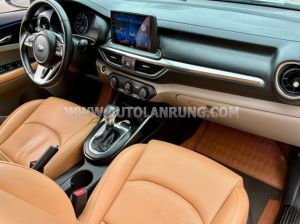 Xe Kia Cerato 1.6 AT Deluxe 2020