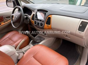 Xe Toyota Innova G 2010