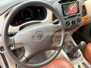Xe Toyota Innova G 2010