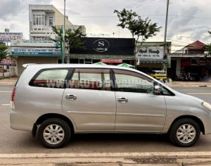 Xe Toyota Innova G 2010
