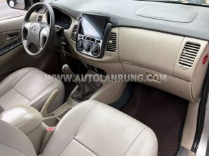 Xe Toyota Innova 2.0E 2015