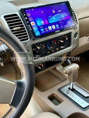 Xe Nissan Navara XE 2.5AT 4WD 2012