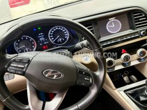 Xe Hyundai Elantra 1.6 MT 2019