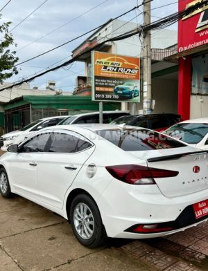 Xe Hyundai Elantra 1.6 MT 2019
