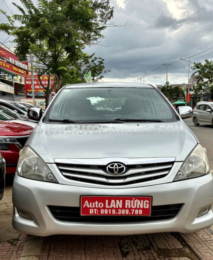 Toyota Innova G