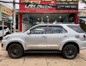 Xe Toyota Fortuner 2.5G 2015