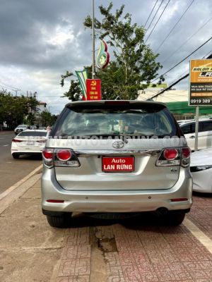 Xe Toyota Fortuner 2.5G 2015
