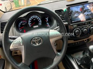 Xe Toyota Fortuner 2.5G 2015