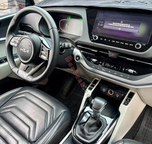 Xe Kia Carens 1.5G Luxury 2024