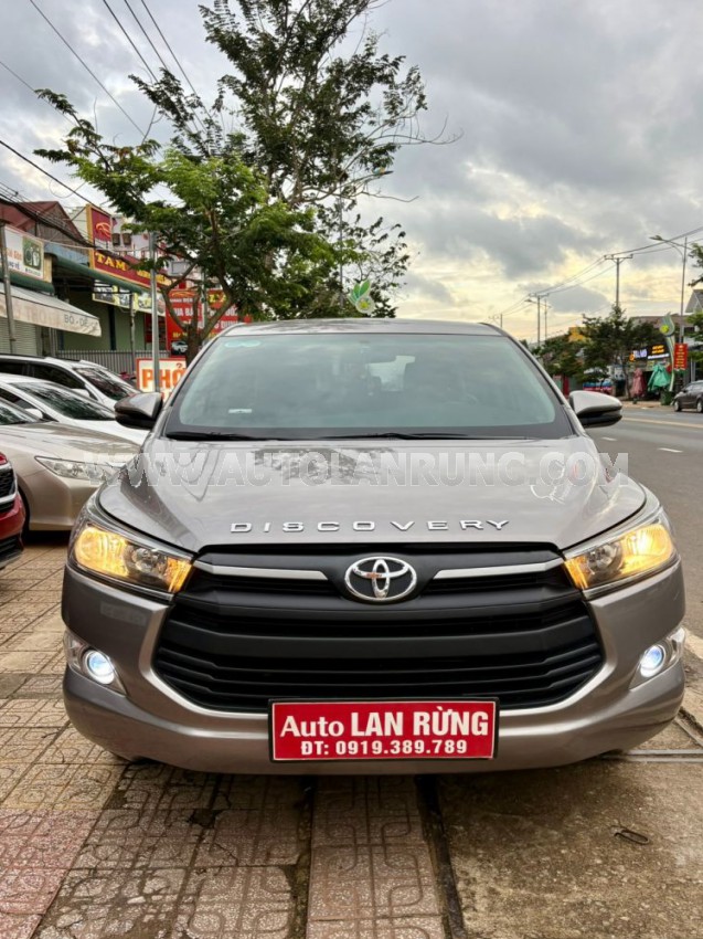 Toyota Innova 2.0E