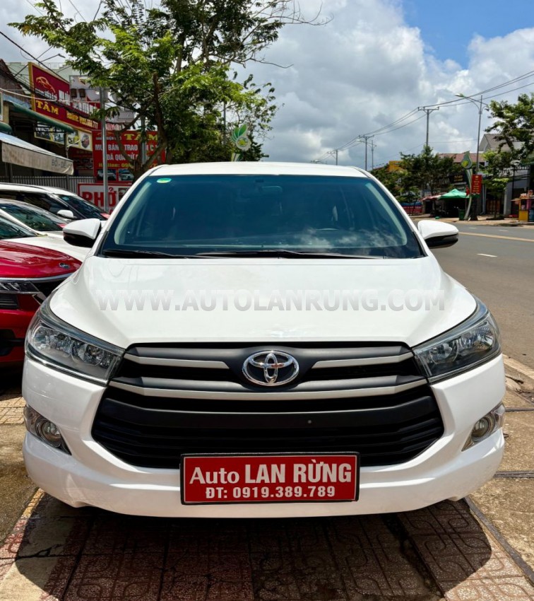 Toyota Innova 2.0E