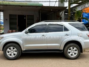 Xe Toyota Fortuner 2.5G 2009