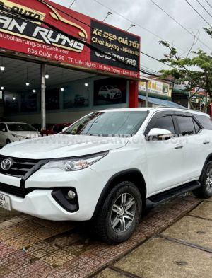 Xe Toyota Fortuner 2.4G 4x2 MT 2017